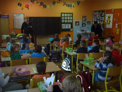 PŘEDNÁŠKA POLICISTŮ, 22. 11. 2010