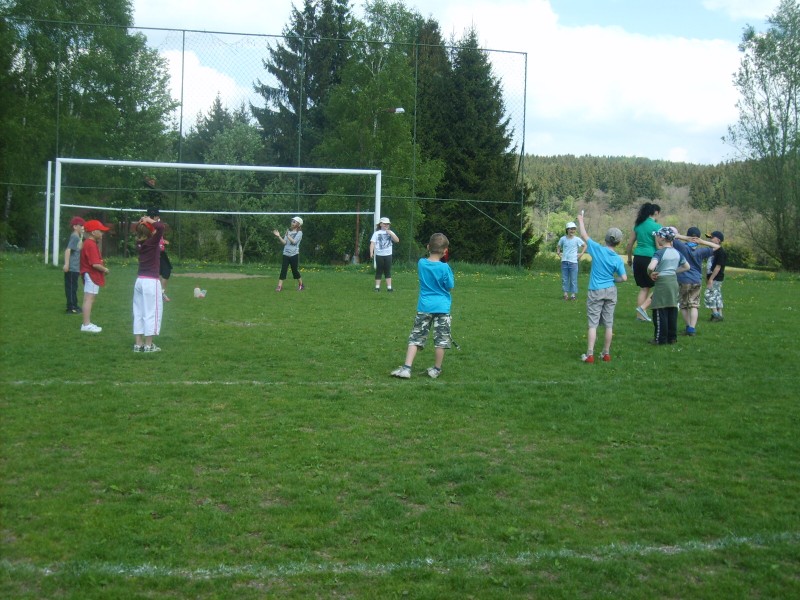 ŠKOLA V PŘÍRODĚ – HORNÍ BRADLO 16.5. – 20.5.2011, 31. 5. 2011