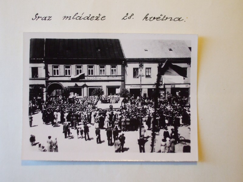 100 let školy