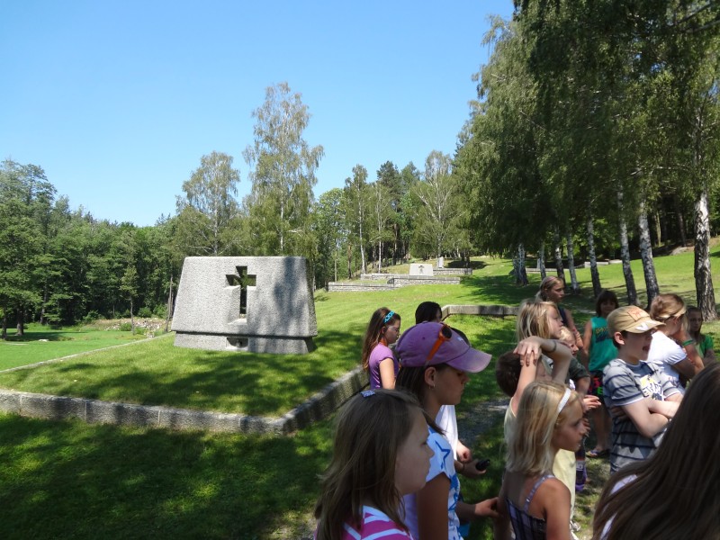 Projekt k 70. výročí vypálení osady Ležáky, 25. 6. 2012