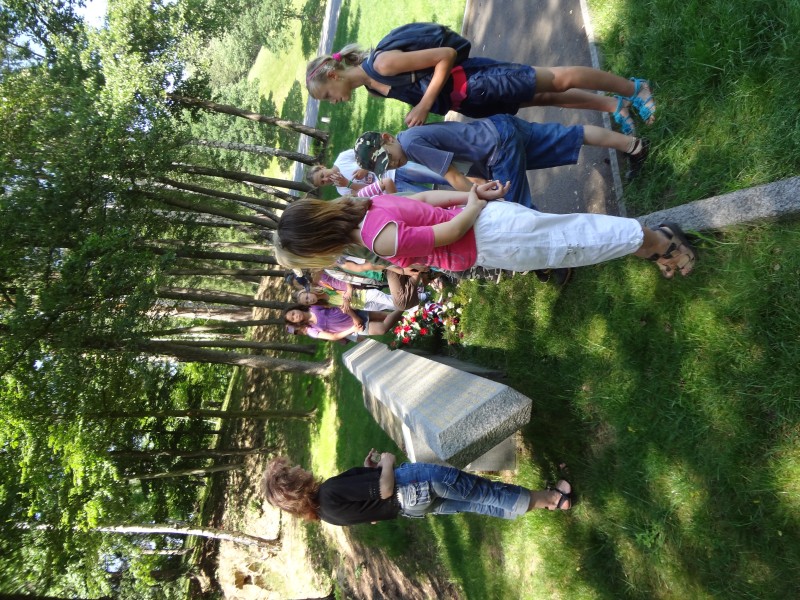 Projekt k 70. výročí vypálení osady Ležáky, 25. 6. 2012