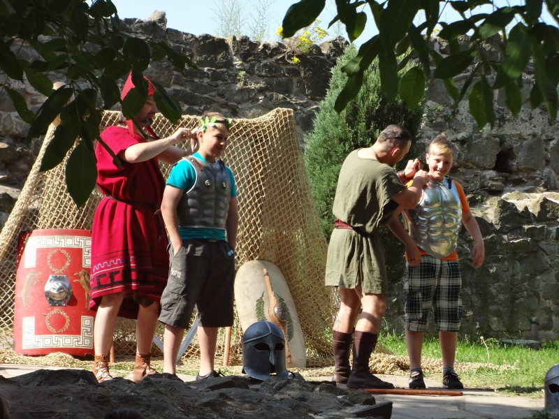 Putování světem antických her na Kunětické hoře, 6. 6. 2012