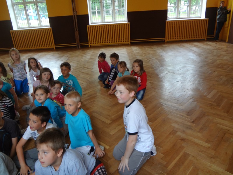 Rekonstrukce tělocvičny, 6. 6. 2012