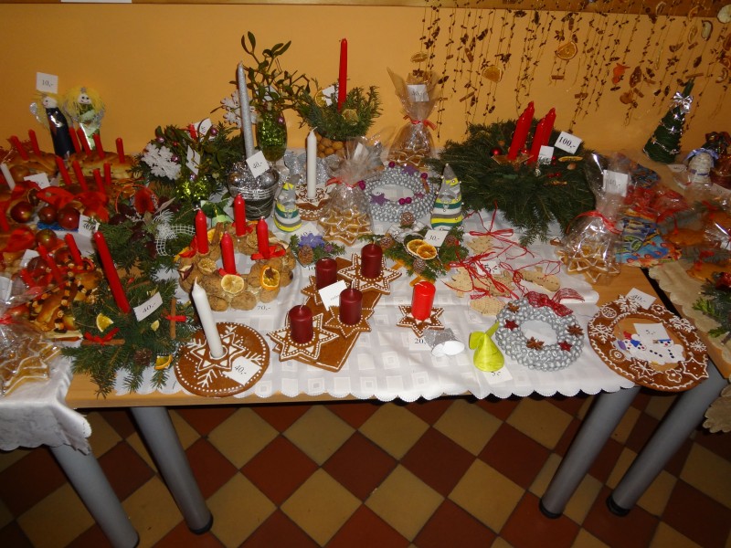 Adventní výstava a soutěž Sportovišť města Skutče, 24. 11. 2012
