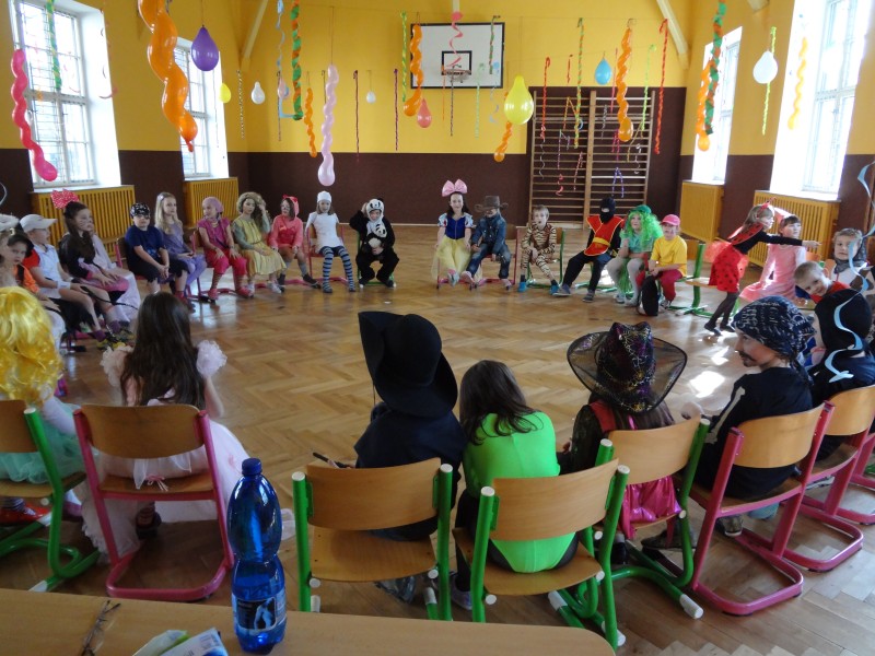 KARNEVAL ŠKOLNÍ DRUŽINY, 7. 4. 2013