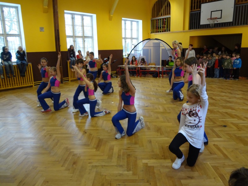 ZŠ KOMENSKÉHO HLEDÁ TALENT 3, 7. 4. 2013