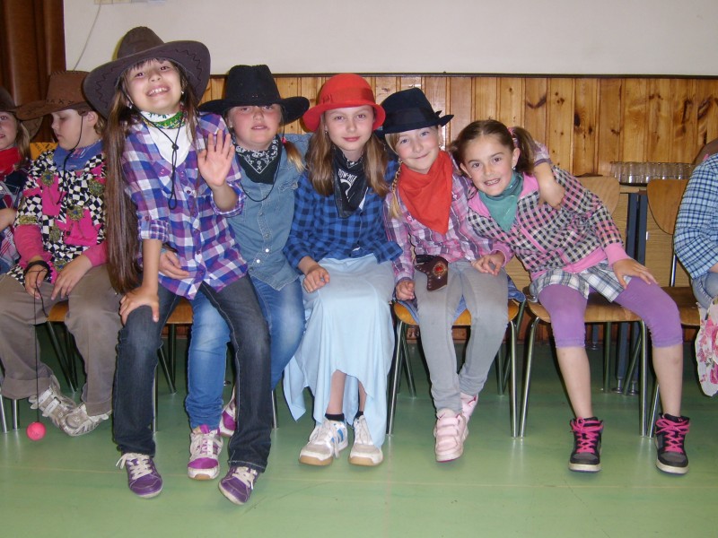 ŠKOLA V PŘÍRODĚ 3. TŘÍDA, 13. 6. 2013