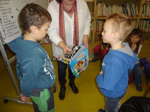 Druháci v městské knihovně, 25. 11. 2013