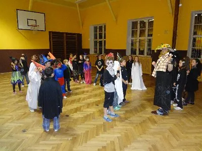 HALLOWEENSKÉ SPANÍ, 6. 11. 2013