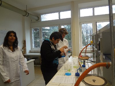 Druhá cesta našich devátých ročníků na půdu SPŠCH, 24. 1. 2014