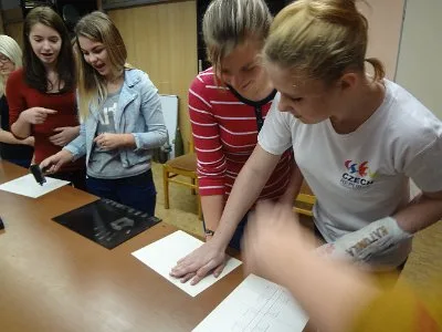Druhá cesta našich devátých ročníků na půdu SPŠCH, 24. 1. 2014