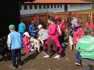 VÝLET NA FARMU APOLENKA, 27. 4. 2014