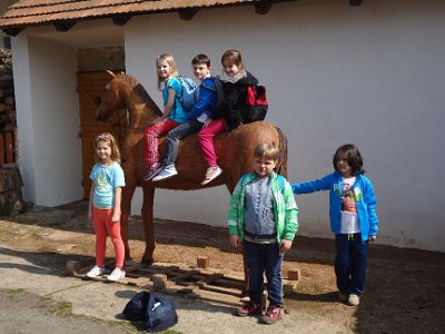VÝLET NA FARMU APOLENKA, 27. 4. 2014