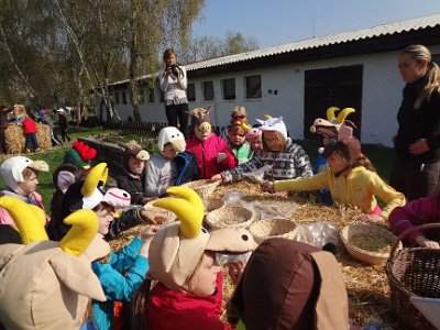VÝLET NA FARMU APOLENKA, 27. 4. 2014