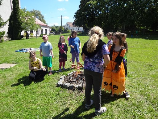 Opékání se školní družinou, 21. 5. 2014