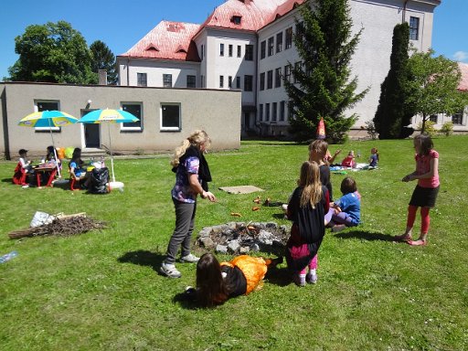 Opékání se školní družinou, 21. 5. 2014