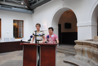 Oheň (bez)naděje, 27. 6. 2014