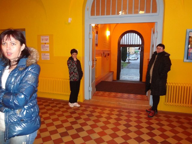 Únik chemikálií a požár na ZŠ Komenského ve Skutči, 16. 12. 2014