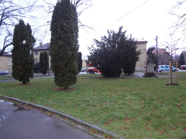 Únik chemikálií a požár na ZŠ Komenského ve Skutči, 16. 12. 2014