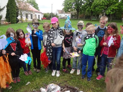 Pálení čarodějnic v družině, 4. 5. 2015