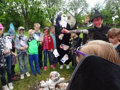 Pálení čarodějnic v družině, 4. 5. 2015