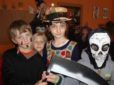 Pálení čarodějnic v družině, 4. 5. 2015