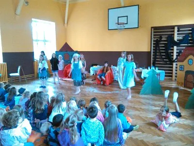 Divadelní představení žáků prvního stupně, 26. 6. 2015