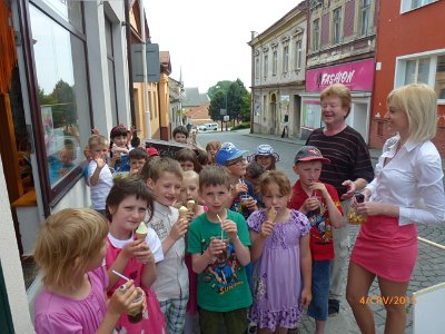 Pasování prvňáčků na čtenáře, 6. 6. 2015