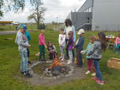 Opékání ve školní družině, 10. 5. 2017