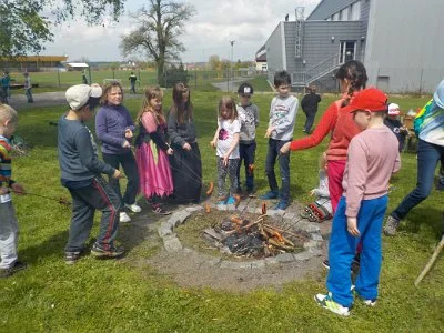 Opékání ve školní družině, 10. 5. 2017
