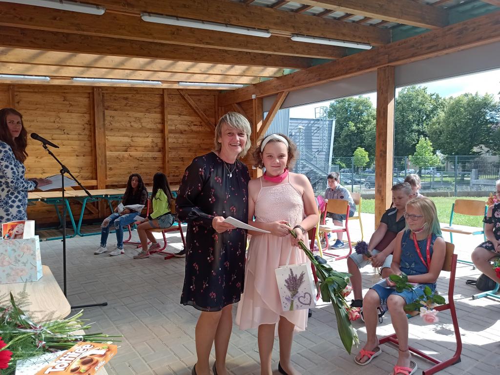 Předávání vysvědčení 5. třída, 30. 6. 2020