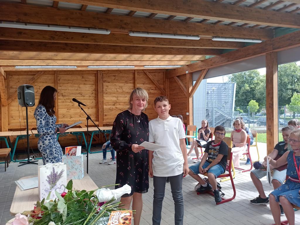 Předávání vysvědčení 5. třída, 30. 6. 2020