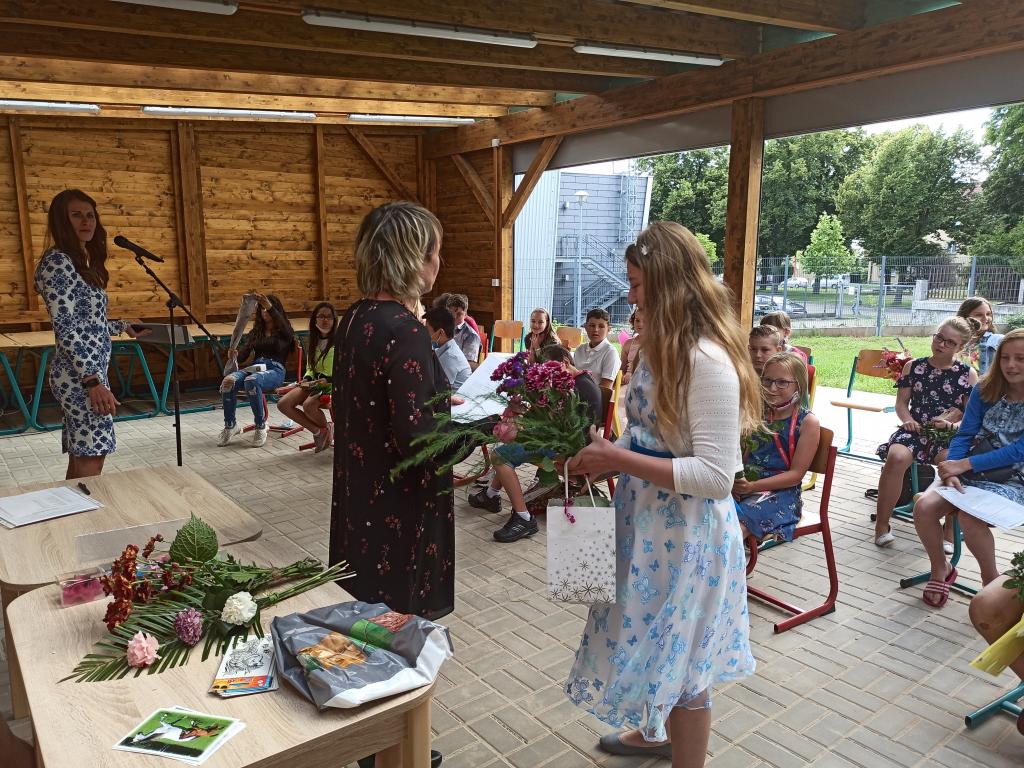 Předávání vysvědčení 5. třída, 30. 6. 2020