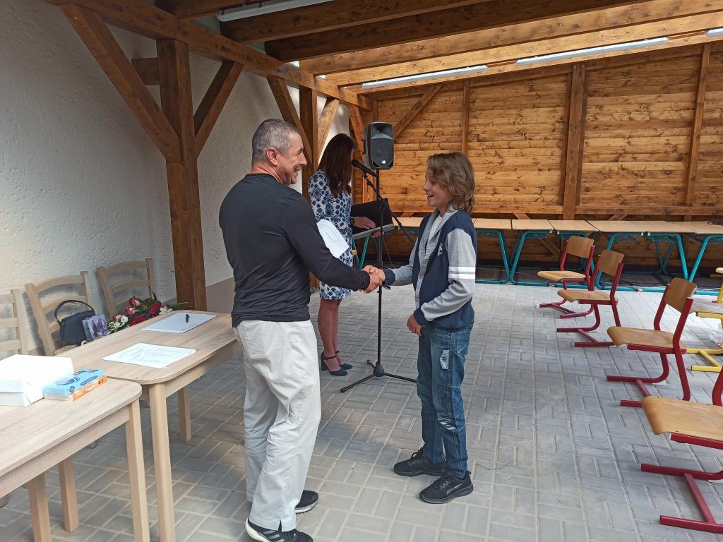 Předávání vysvědčení 6. třída, 30. 6. 2020