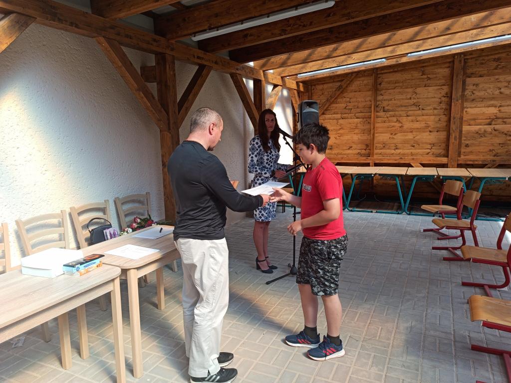 Předávání vysvědčení 6. třída, 30. 6. 2020