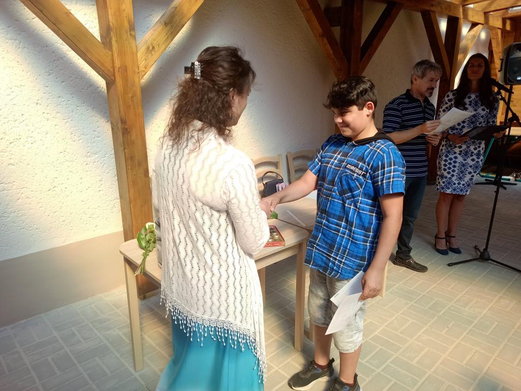 Předávání vysvědčení 7. třída, 30. 6. 2020
