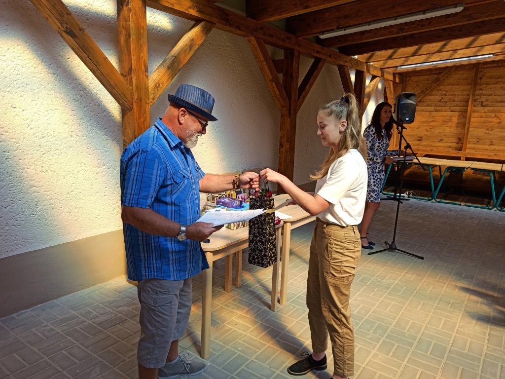 Předávání vysvědčení 8. třída, 30. 6. 2020