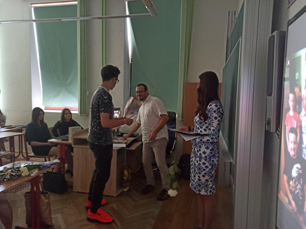 Předávání vysvědčení 9. třída, 30. 6. 2020
