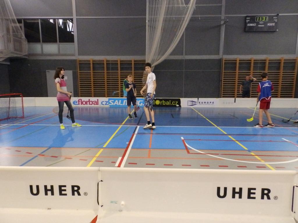 Turnaj badminton, florbal, 25. 6. 2021