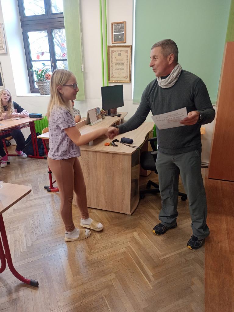 Bobřík informatiky, 12. 11. 2021