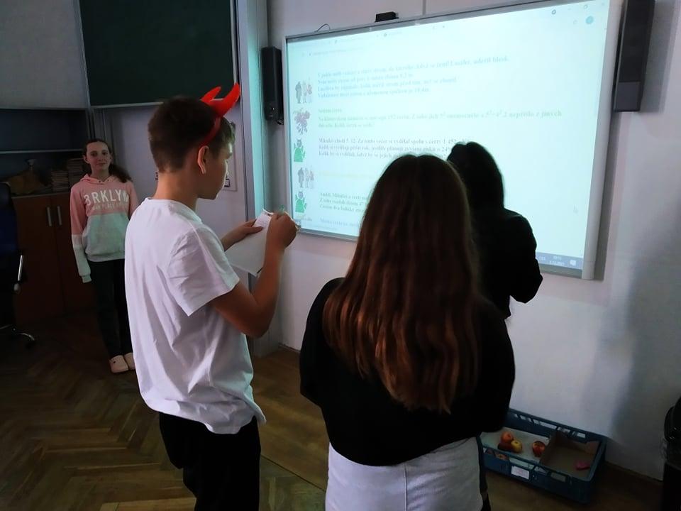 Čertovsko-andělské vyučování matematiky, 3. 12. 2021