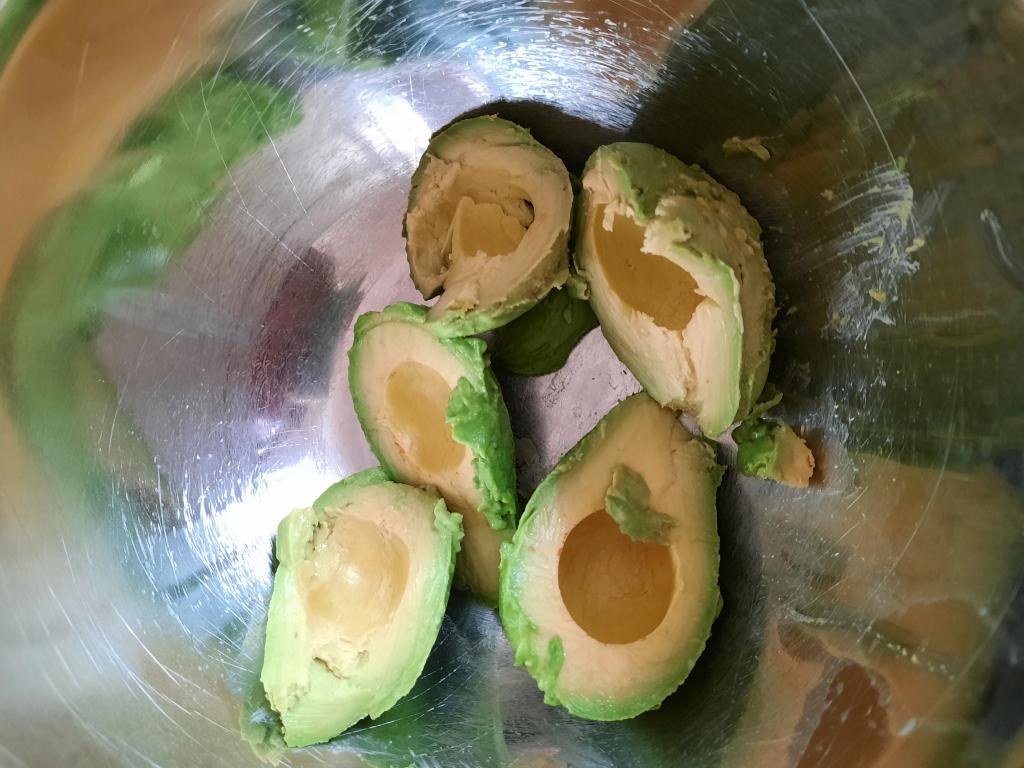 Mexický avokádový pokrm - guacamole, 24. 2. 2022