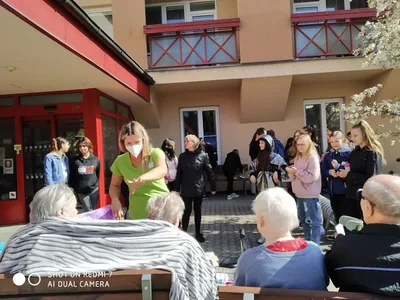 Velikonoční výrobky a tradice předané našimi žákyněmi v SeniorCentru ve Skutči, 13. 4. 2022