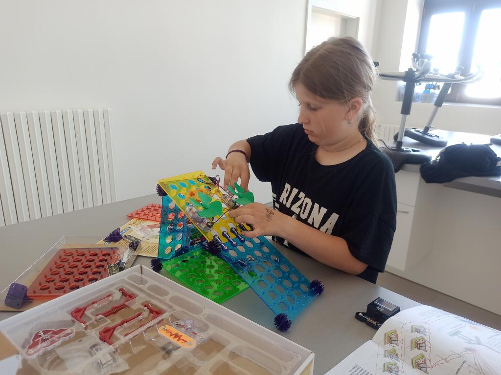 Elektrohrátky s Boffinem, 18. 5. 2022