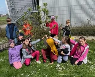 Jaro na školní zahradě, 2. 5. 2022