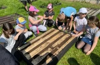 Příprava záhonku a setí, 11. 5. 2022