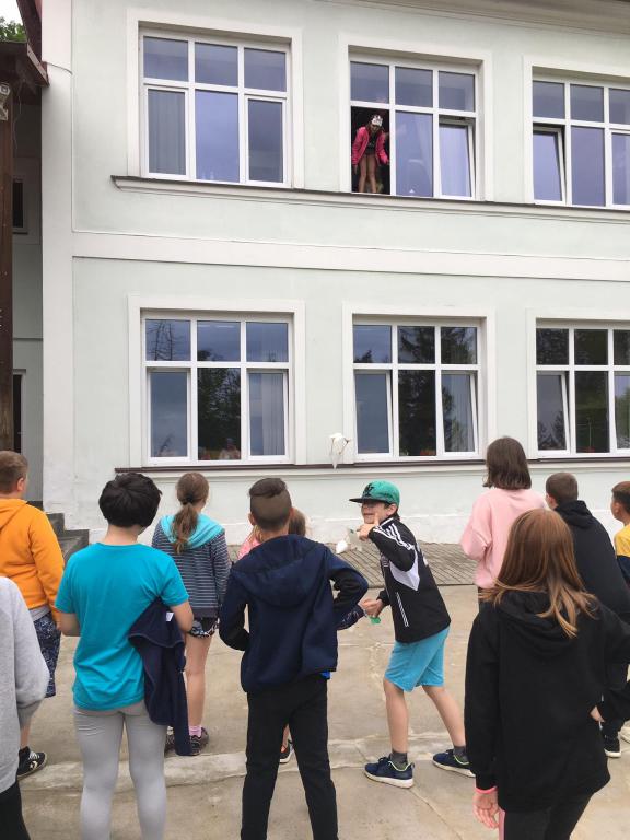 Škola v přírodě - den druhý: Den věnovaný sportovním činnostem, 24. 5. 2022