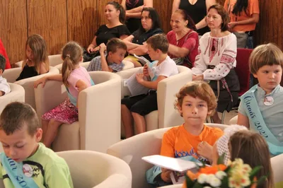 Pasování na Rytíře Řádu čtenářského spojené s předáváním vysvědčení, 30. 6. 2022