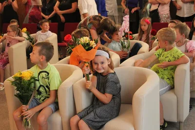 Pasování na Rytíře Řádu čtenářského spojené s předáváním vysvědčení, 30. 6. 2022