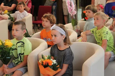 Pasování na Rytíře Řádu čtenářského spojené s předáváním vysvědčení, 30. 6. 2022
